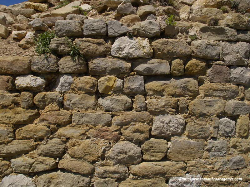 LIENZO EXTERIOR DE LA TORRE